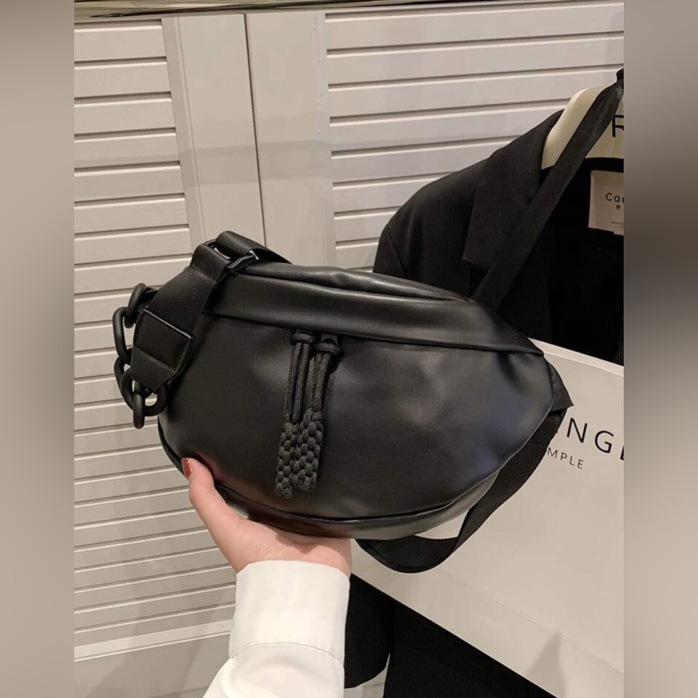 New Crossbody Bag, Fanny Pack - Picture 3 of 7